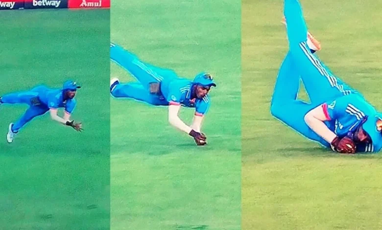 Sai Sudarshan Takes astounding Catch Crowned ‘Impact Fielder of the ODI Series Medal After SA vs IND 3rd ODI 2023 Watch Video jpg.webp – Sai Sudarshan Takes astounding Catch, Topped ‘Impact Fielder of the ODI Series’ Medal After SA vs IND third ODI 2023 (Watch Video) – Tech Times24